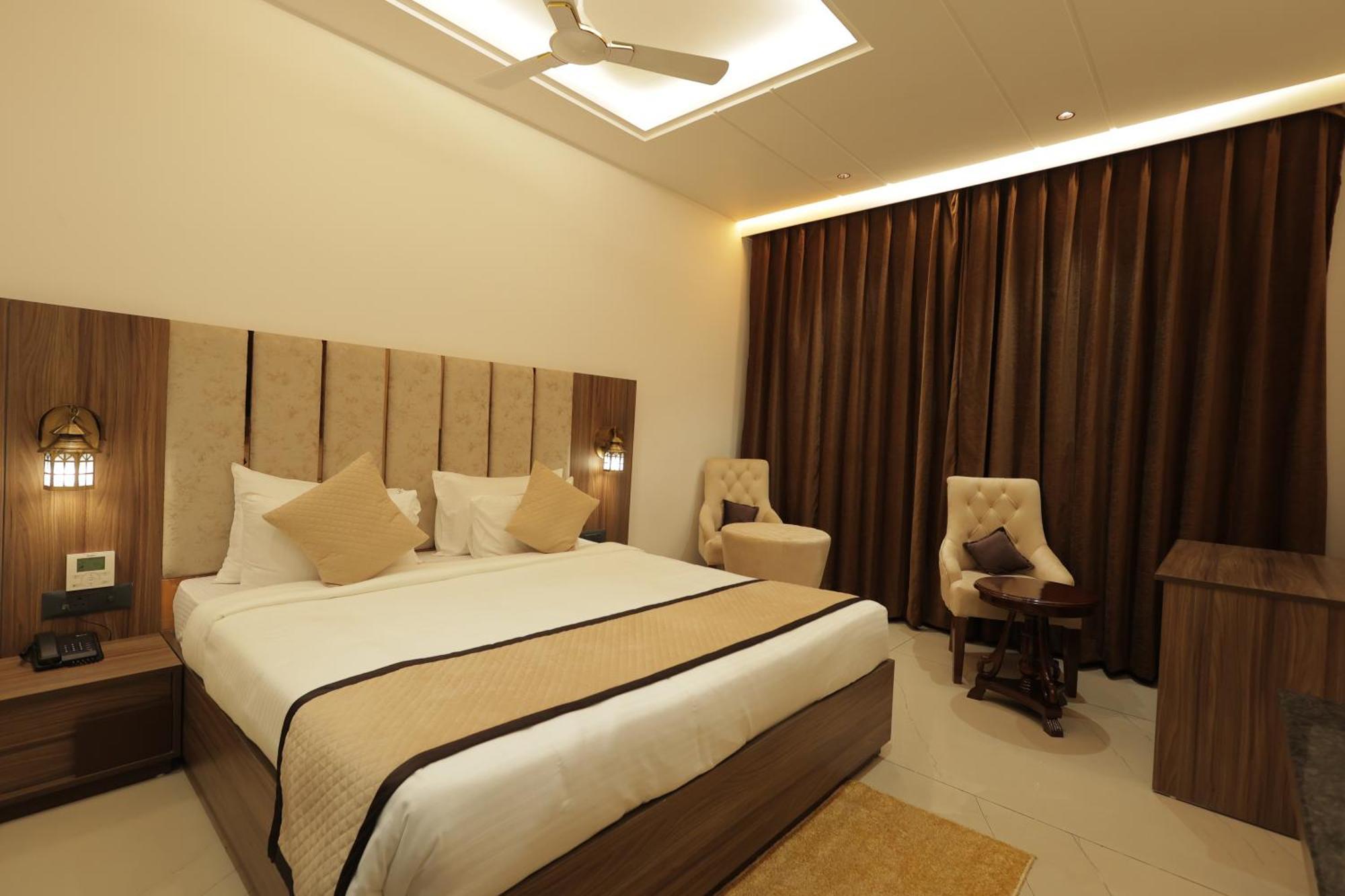 Snj Taj Grand Hotel Agra  Eksteriør billede